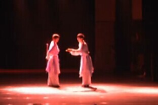 南京艺术学院舞蹈学院编导系“踏舞留痕”原创作系列展演